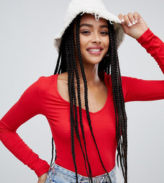 Красный топ с V-образным вырезом Monki