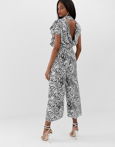 Комбинезон со звериным принтом и открытой спиной ASOS DESIGN-Мульти