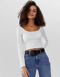 Укороченный лонгслив с овальным вырезом и пуговицами ASOS DESIGN-Кремовый