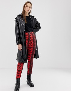 Красные брюки скинни с молнией и змеиным принтом ASOS DESIGN-Мульти