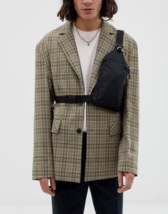 Черная сумка через плечо с металлическим элементом ASOS DESIGN-Черный