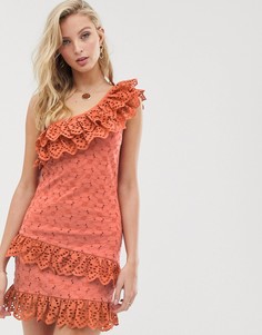 Ярусный сарафан на одно плечо с вышивкой ришелье ASOS DESIGN-Оранжевый