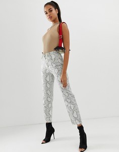 Монохромные джинсы прямого кроя с завышенной талией, покрытием, змеиным принтом и строчкой неоновой расцветки ASOS DESIGN - Farleigh-Мульти