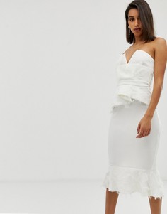 Платье миди с баской и отделкой искусственными перьями ASOS DESIGN PREMIUM-Белый