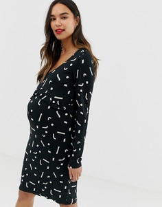 Трикотажное платье для беременных с длинными рукавами и абстрактным принтом Mamalicious-Белый Mama.Licious