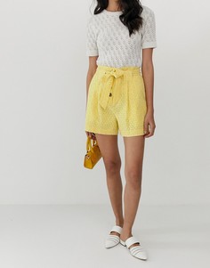 Шорты с вышивкой ришелье и поясом ASOS DESIGN-Желтый