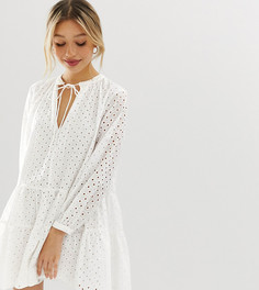 Платье-трапеция мини с вышивкой ришелье ASOS DESIGN Petite-Белый