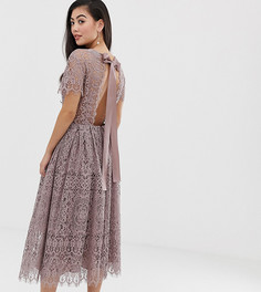 Кружевное платье миди с открытой спиной и ленточной завязкой ASOS DESIGN Petite-Бежевый