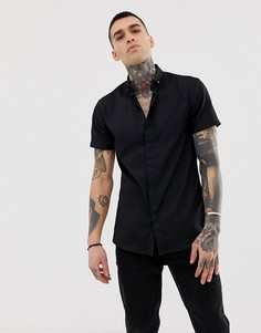 Черная приталенная рубашка с короткими рукавами и уголками-черепами на воротнике Twisted Tailor-Черный