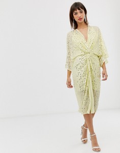 Платье-кимоно миди с перекрученной отделкой спереди и пайетками ASOS DESIGN-Желтый