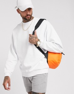 Белый oversize-свитшот ASOS DESIGN