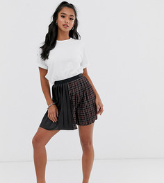 Плиссированная мини-юбка из искусственной кожи в клетку ASOS DESIGN Petite-Мульти