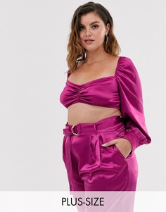 Атласный кроп-топ малинового цвета In The Style Plus-Золотой
