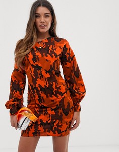 Трикотажное платье с открытыми плечами и камуфляжным принтом ASOS DESIGN-Мульти