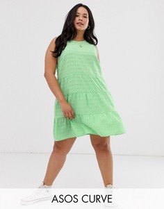 Свободное ярусное платье мини без рукавов из легкой жатой ткани ASOS DESIGN Curve-Зеленый