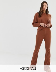 Трикотажные расклешенные брюки в рубчик для дома ASOS DESIGN Tall-Коричневый