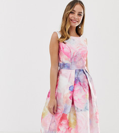 Атласное платье миди для выпускного с ярким цветочным принтом Chi Chi London Petite-Мульти