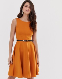 Трикотажное короткое приталенное платье Closet-Желтый