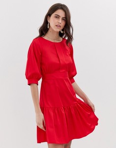 Платье с оборкой по краю и пышными рукавами Closet-Красный
