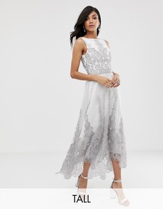 Белое кружевное платье миди премиум-класса с асимметричным краем Chi Chi London Tall-Белый