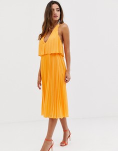 Плиссированное платье миди с V-образным вырезом и накладкой на лифе ASOS DESIGN-Оранжевый