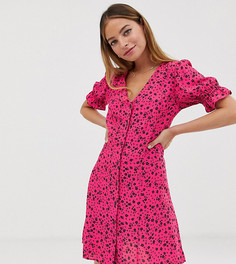 Розовое чайное платье с пуговицами и цветочным принтом New Look Petite-Розовый