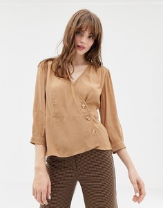 Бежевая блузка с запахом и пуговицами Monki-Красный