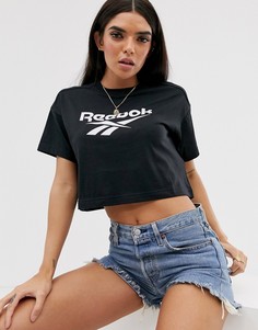 Черная укороченная футболка Reebok-Черный