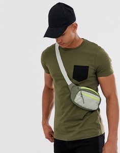 Футболка цвета хаки с контрастным карманом ASOS DESIGN-Зеленый