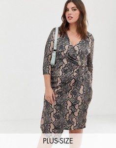 Платье с запахом, пряжкой и змеиным принтом River Island Plus-Мульти