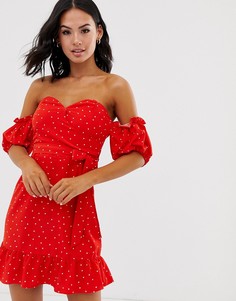 Платье мини в горошек с открытыми плечами и пышными рукавами Glamorous-Красный