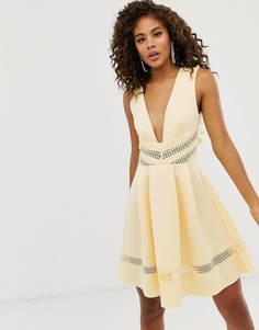 Короткое приталенное платье с кружевом ASOS DESIGN Tall-Желтый