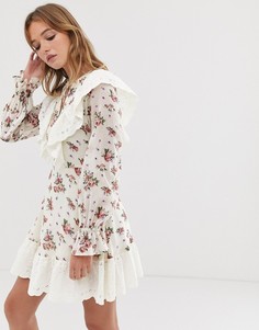 Короткое приталенное платье с вышивкой ришелье и цветочным принтом ASOS DESIGN-Мульти