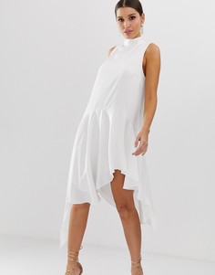 Атласное платье мини без рукавов с горловиной-шарфом ASOS DESIGN-Белый