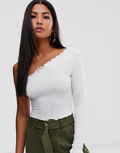 Белый укороченный лонгслив на одно плечо ASOS DESIGN