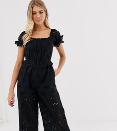 Черный комбинезон с вышивкой ришелье и квадратным вырезом Miss Selfridge