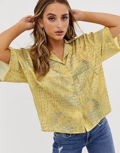Атласная рубашка с короткими рукавами, карманом и крокодиловым принтом ASOS DESIGN-Мульти