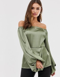 Атласный топ с открытыми плечами и длинными рукавами ASOS DESIGN-Зеленый