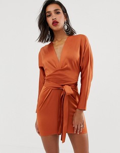 Платье мини с запахом и рукавами \летучая мышь\" ASOS DESIGN-Белый
