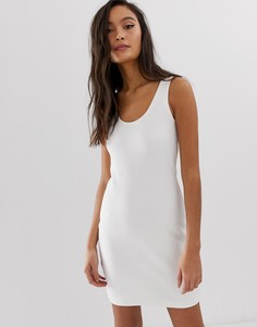 Белое трикотажное облегающее платье Weekday-Белый