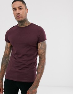 Бордовая футболка с круглым вырезом и отворотами на рукавах ASOS DESIGN-Красный