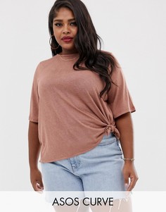 Свободная футболка с узлом сбоку ASOS DESIGN Curve-Коричневый