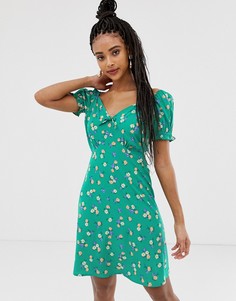 Зеленое чайное платье с цветочным принтом и вырезом сердечком New Look-Зеленый