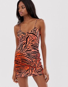 Платье-комбинация с анималистичным принтом ASOS DESIGN-Мульти