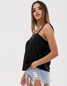 Черный топ на бретелях River Island