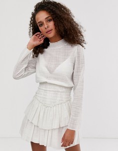 Фактурное платье мини с высоким воротом и сборками на талии ASOS DESIGN-Кремовый