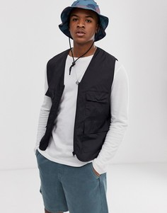 Черный жилет в стиле милитари ASOS DESIGN