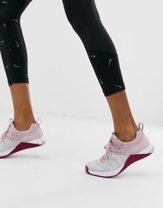 Розовые кроссовки Nike Flyknit 3 - Metcon-Розовый