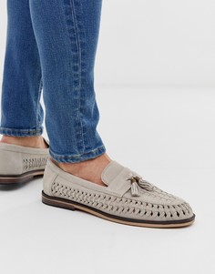 Светло-серые плетеные лоферы с кисточками River Island-Серый