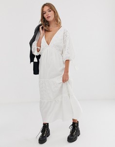 Ярусное платье макси с вышивкой ришелье ASOS DESIGN-Кремовый